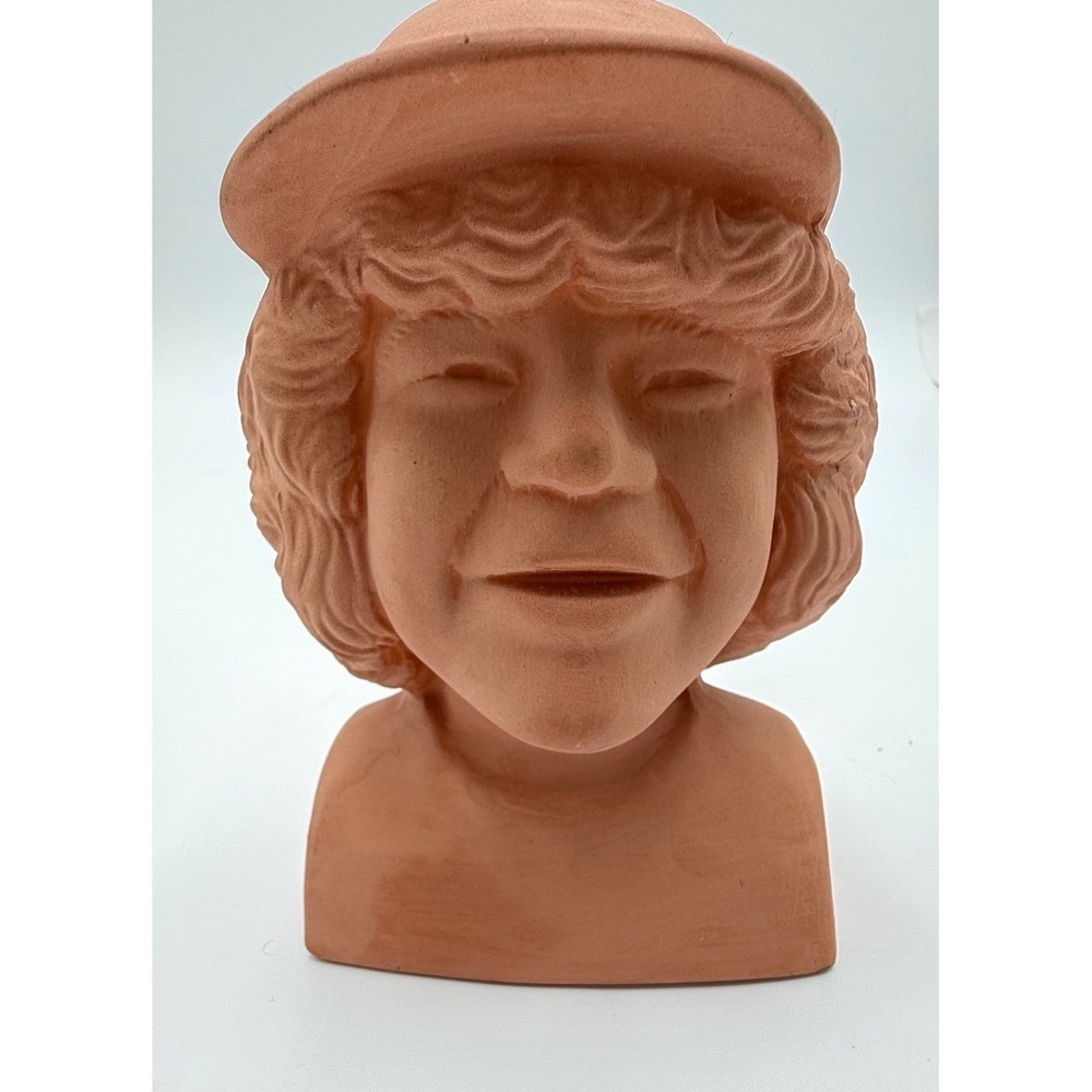 Stranger Things Dustin Henderson Terracotta Bust Planter 6 Inch Clay‎ Figure